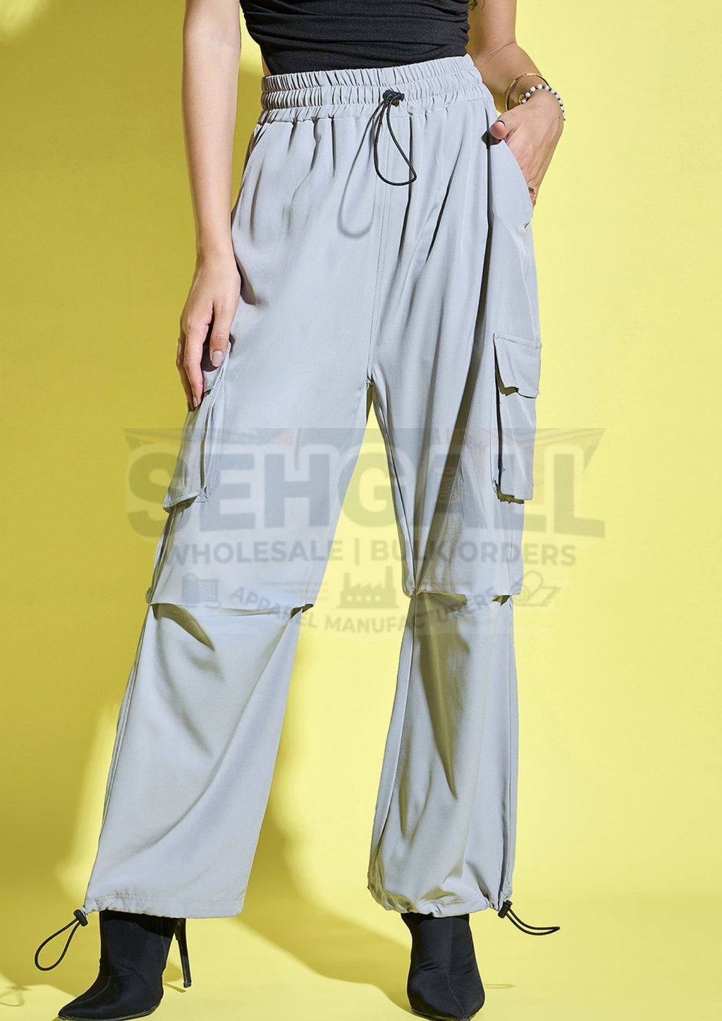 Women Loose Fit Parachute Cargo Pant-3439