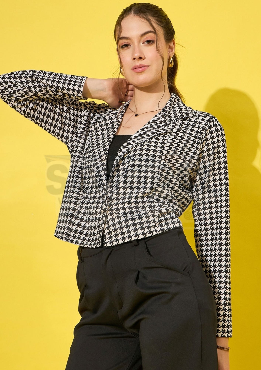 Black and White Houndstooth Print Short Blazer-3476