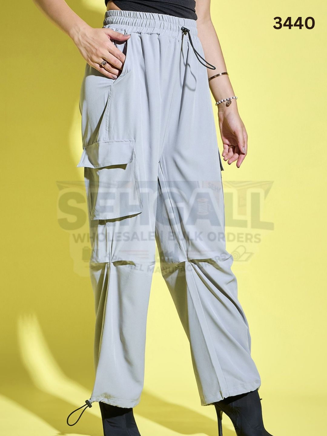 Women Loose Fit Parachute Cargo Pant-3439