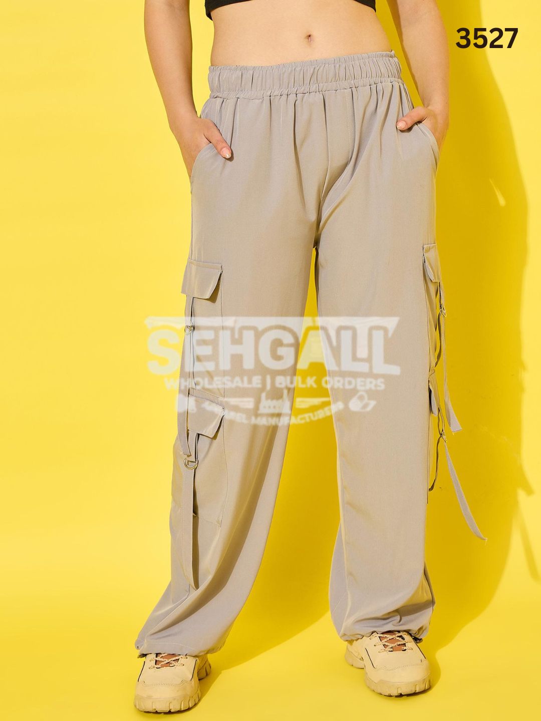 Snug Fit Multi Pockets Women's Cargo Pants-3527