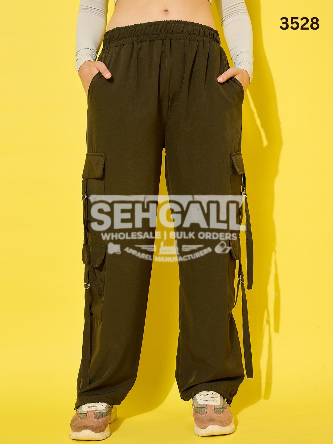 Snug Fit Multi Pockets Women's Cargo Pants-3528