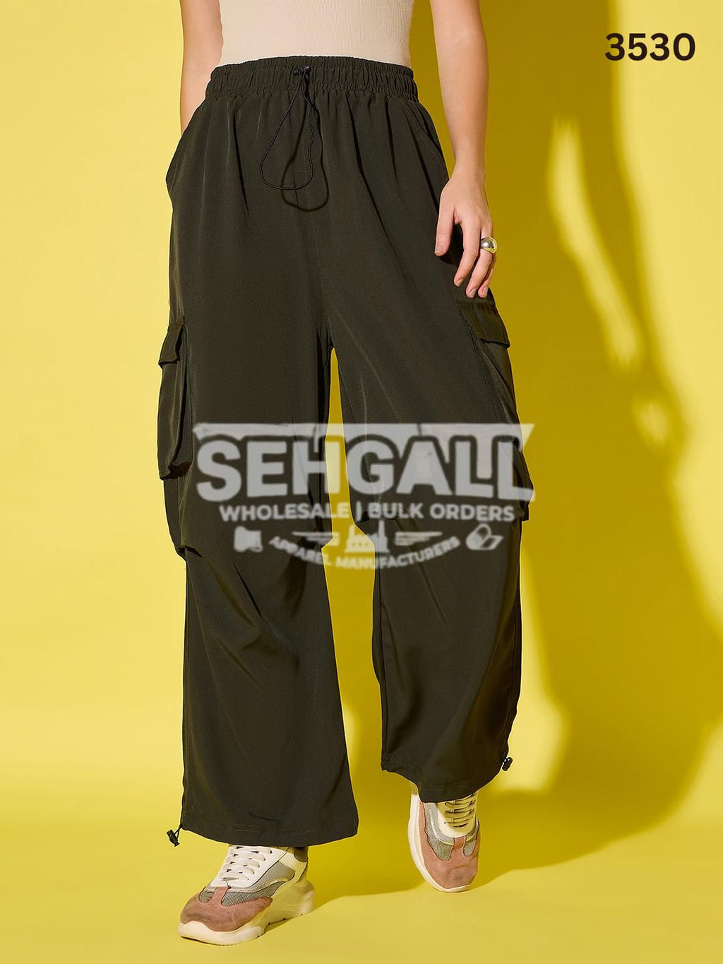 Women Loose Fit Parachute Cargo Pant-3439